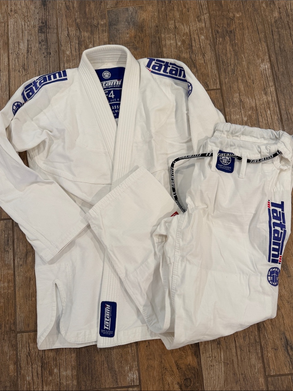 Tatami White Women's Brazilian Jiu-Jitsu Gi size F4